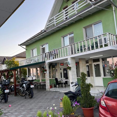 Pensiunea Simina Caransebeş Eksteriør billede